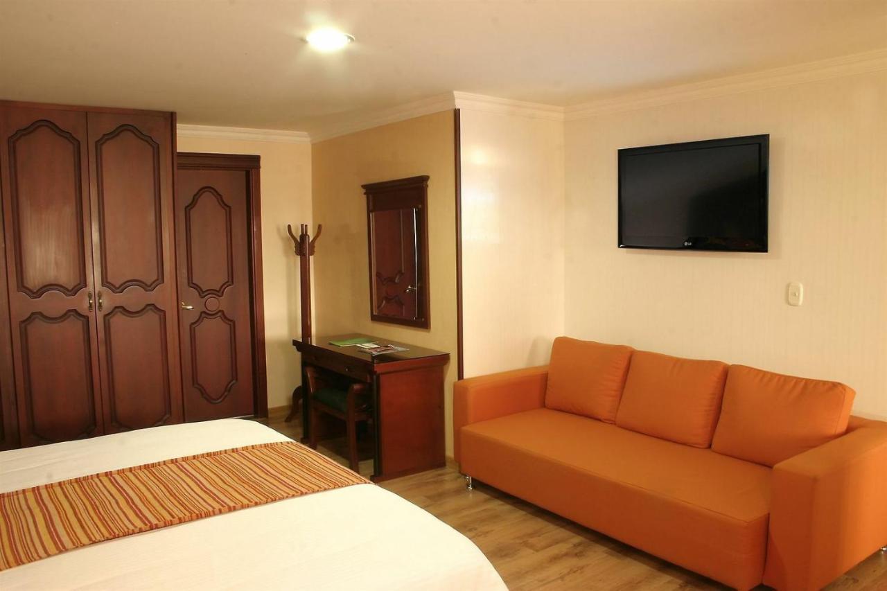 Hotel Luxor Pereira Kültér fotó