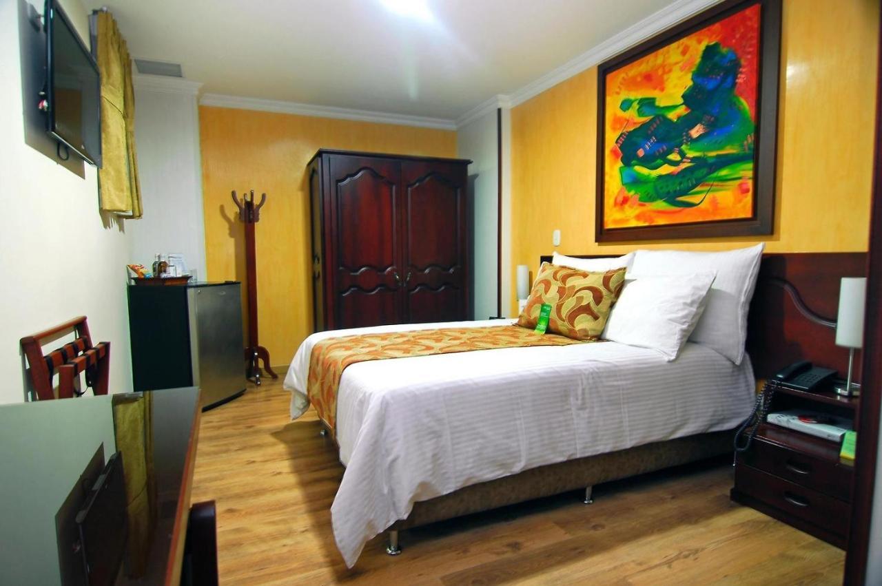 Hotel Luxor Pereira Kültér fotó