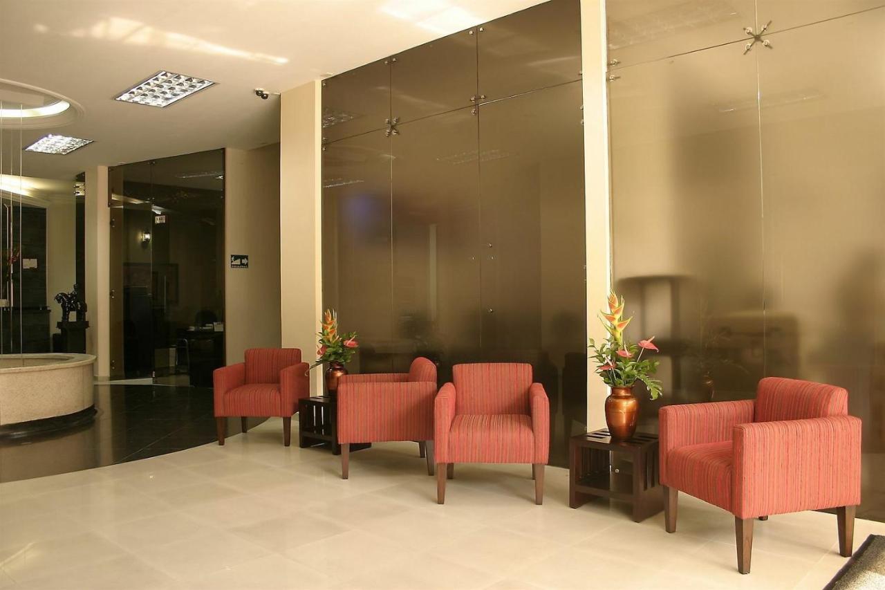 Hotel Luxor Pereira Kültér fotó