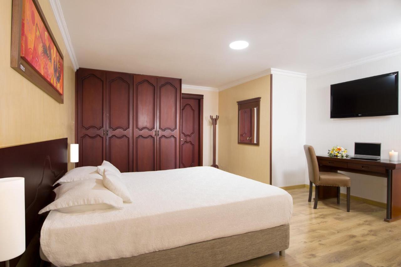 Hotel Luxor Pereira Kültér fotó