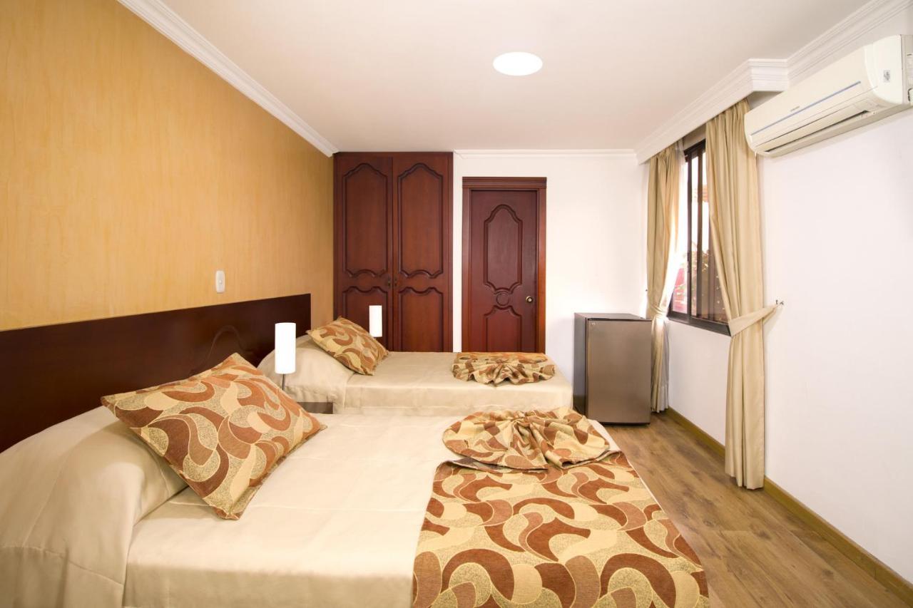 Hotel Luxor Pereira Kültér fotó
