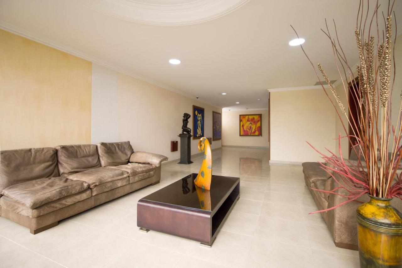 Hotel Luxor Pereira Kültér fotó