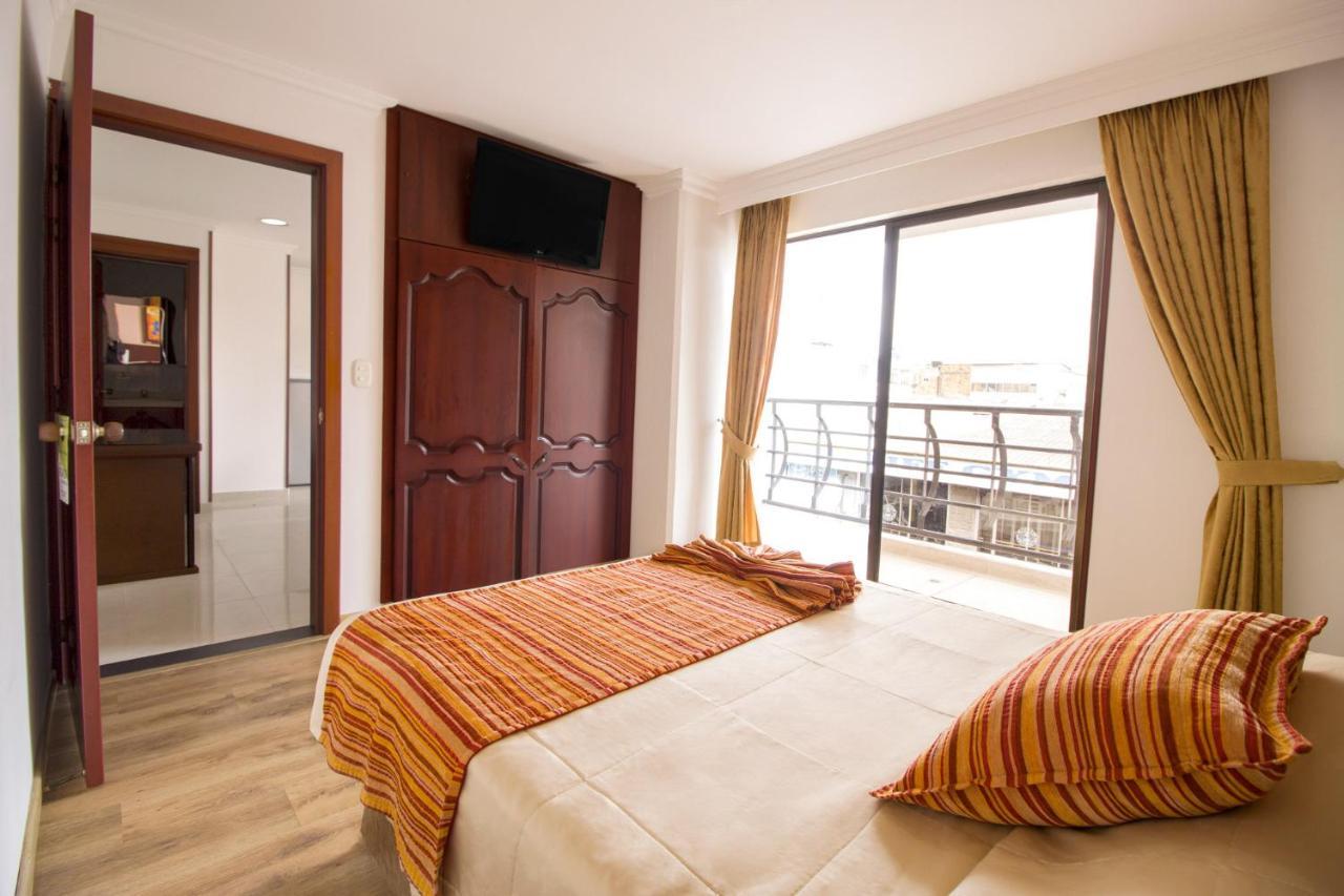 Hotel Luxor Pereira Kültér fotó