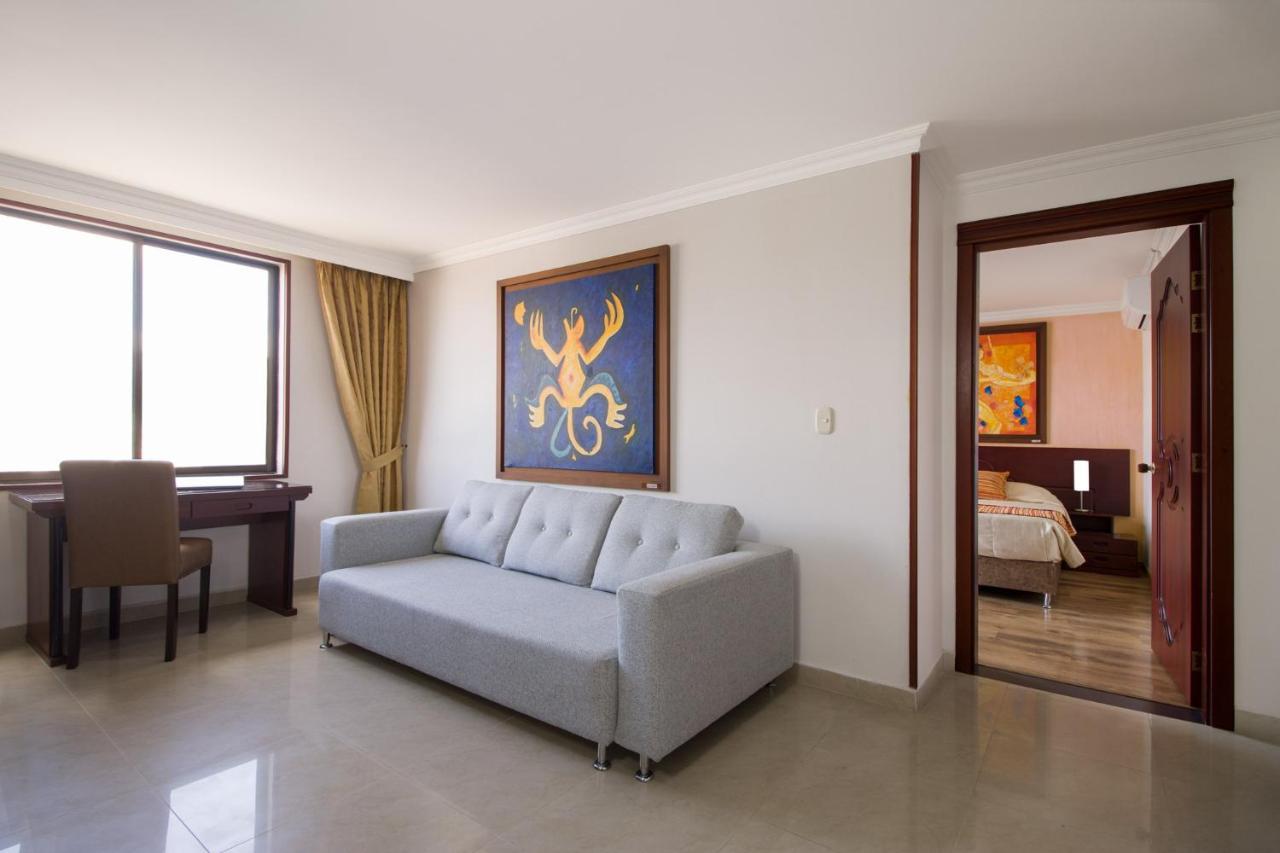 Hotel Luxor Pereira Kültér fotó