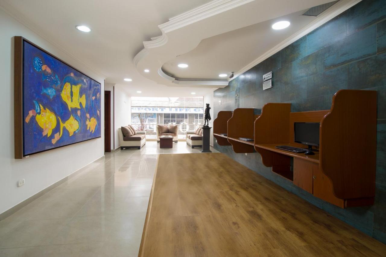 Hotel Luxor Pereira Kültér fotó