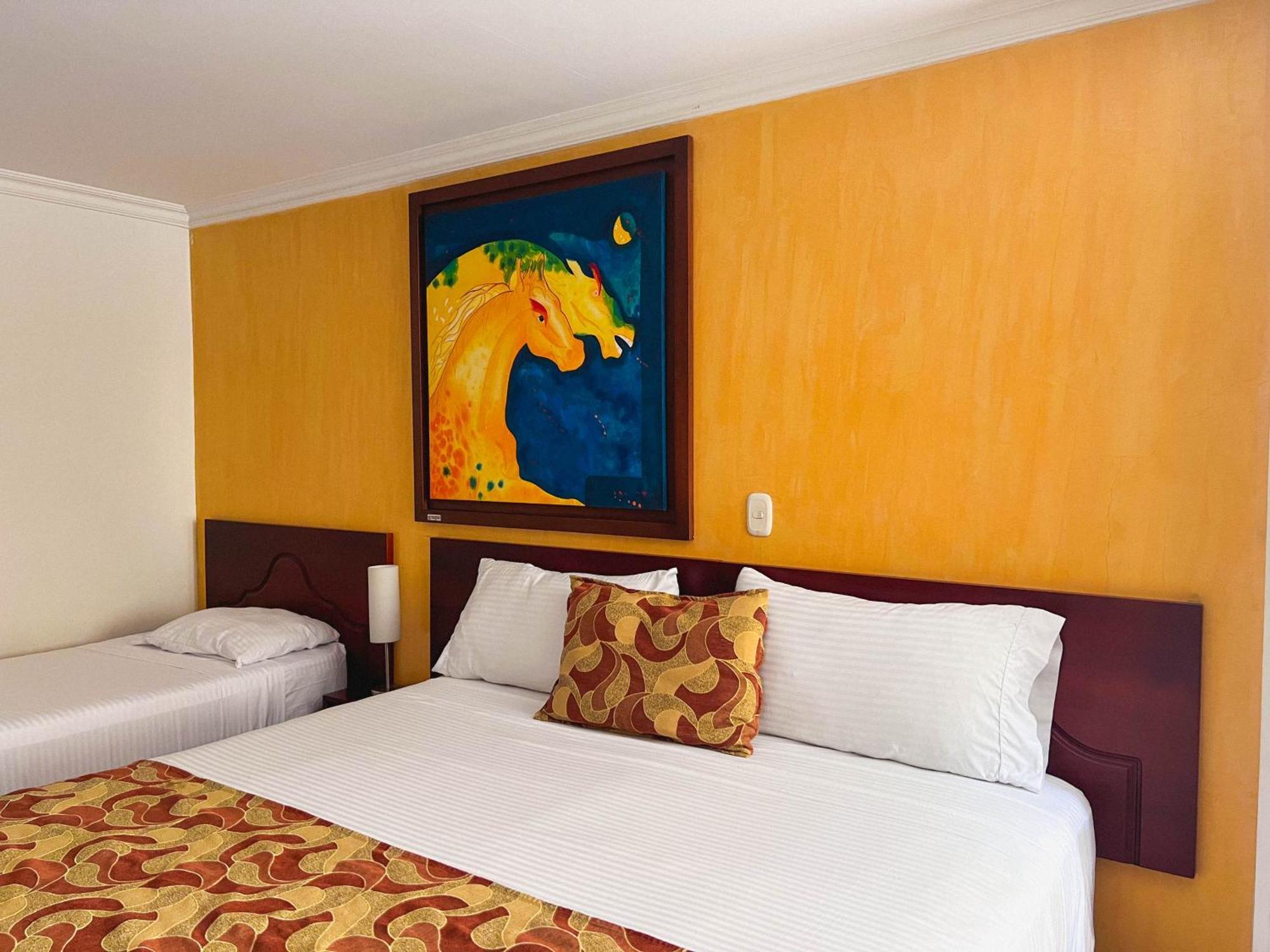 Hotel Luxor Pereira Kültér fotó